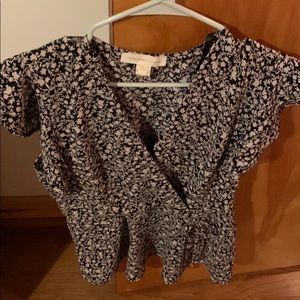Womens top size large black and beige floral print